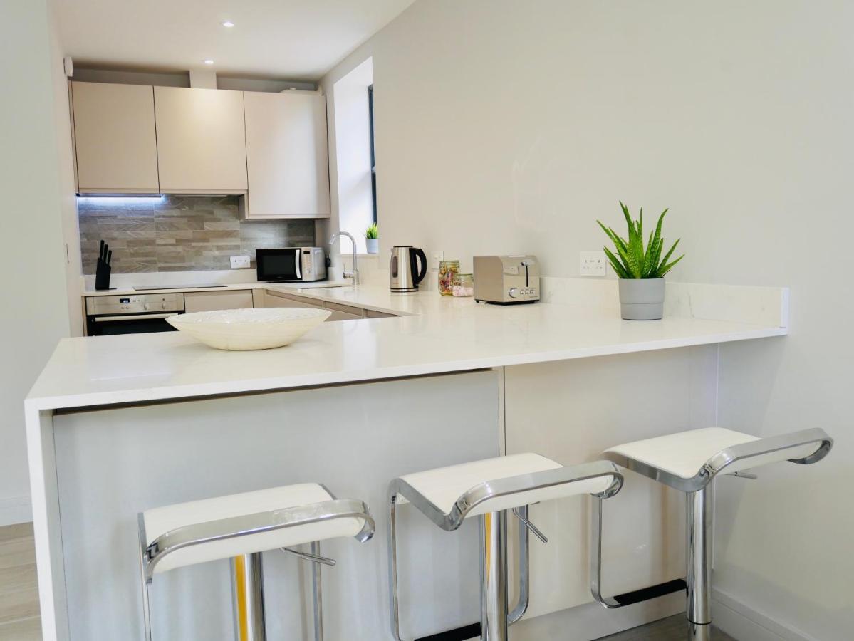 Beautiful Alumpointe Apartment - 400M To The Beach Bournemouth Kültér fotó
